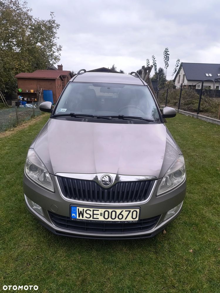 Skoda Roomster 2013 photo 5