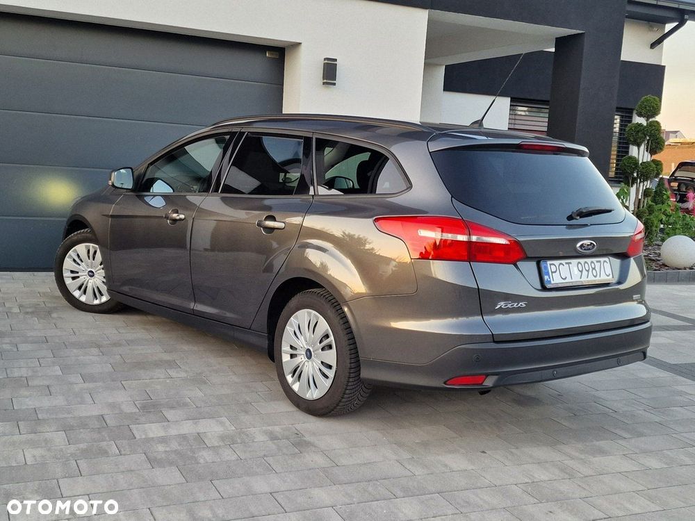 Ford Focus - 4