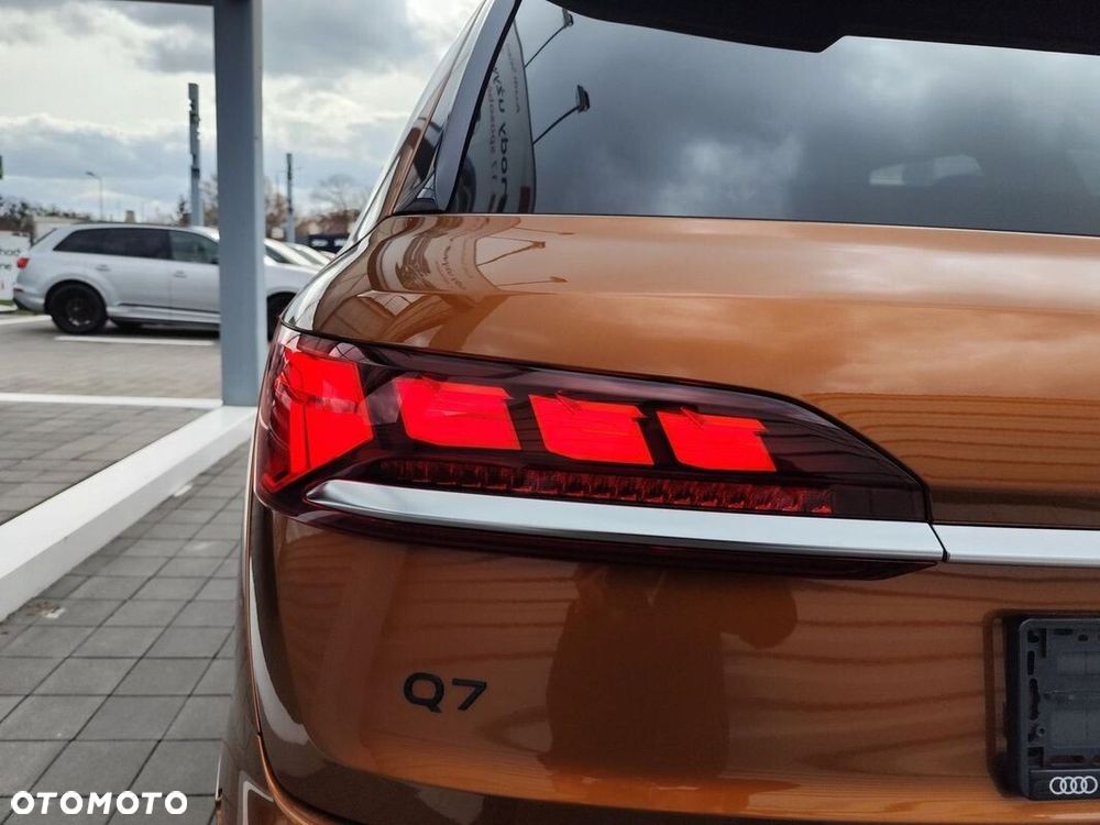 Audi Q7 - 9