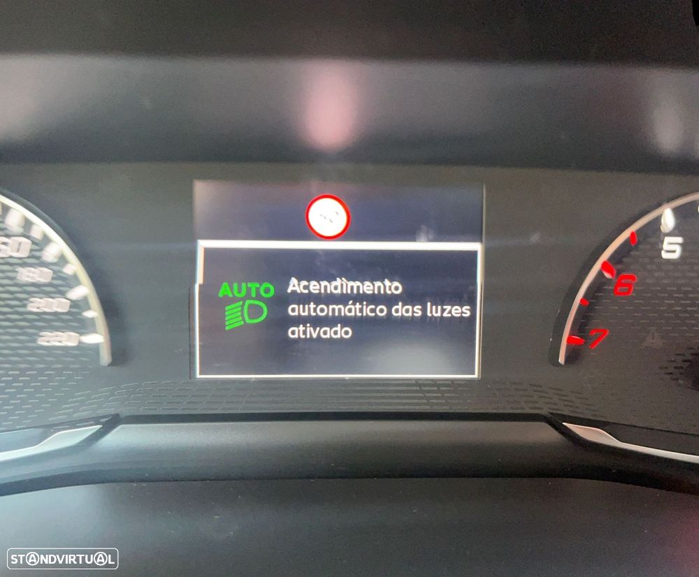 Peugeot 208 1.5 BlueHDi Active - 43
