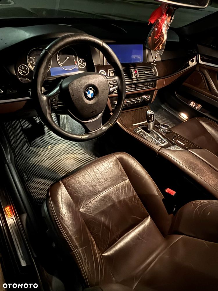 BMW Seria 5 535i - 15