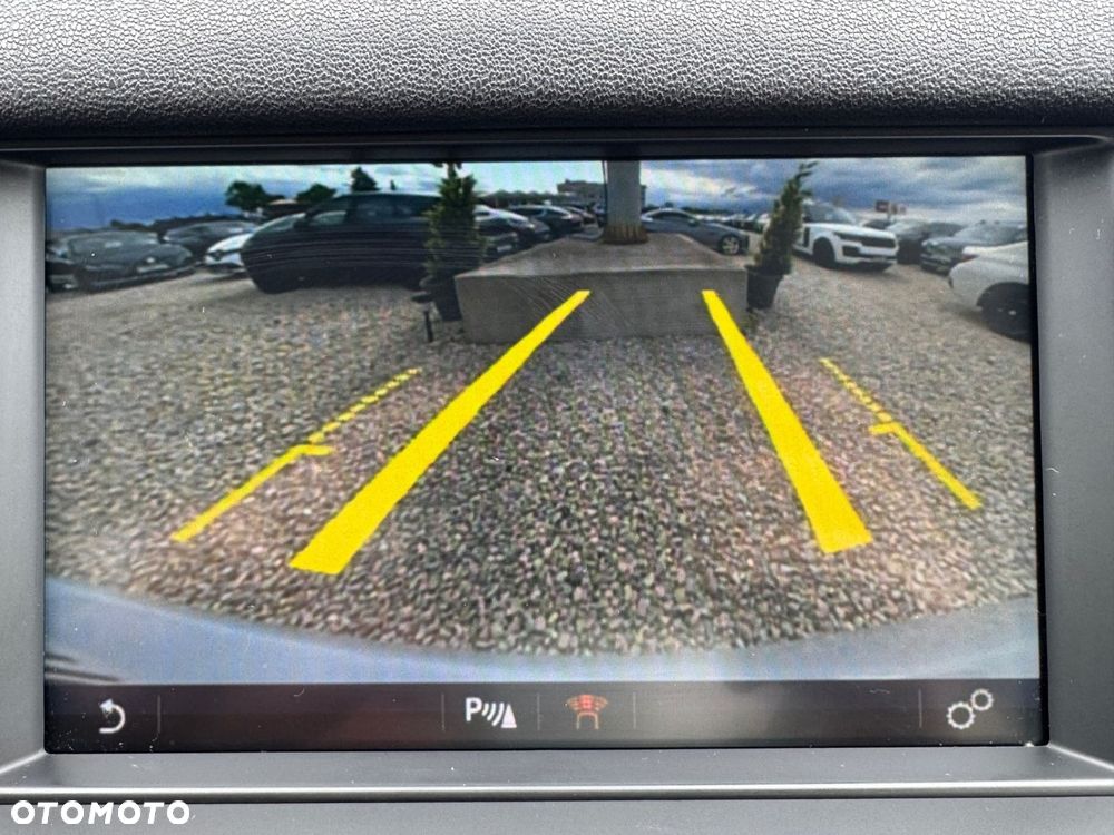 Land Rover Discovery Sport 2.0 D180 - 20