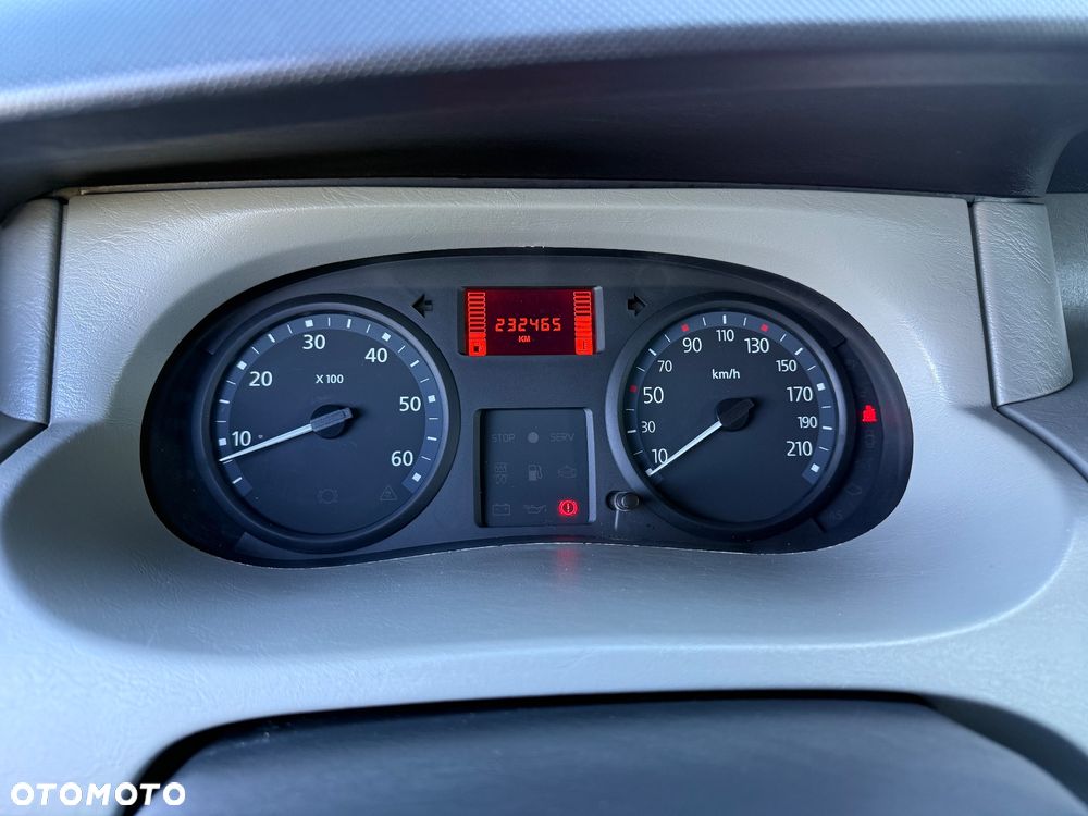 Renault Trafic - 18