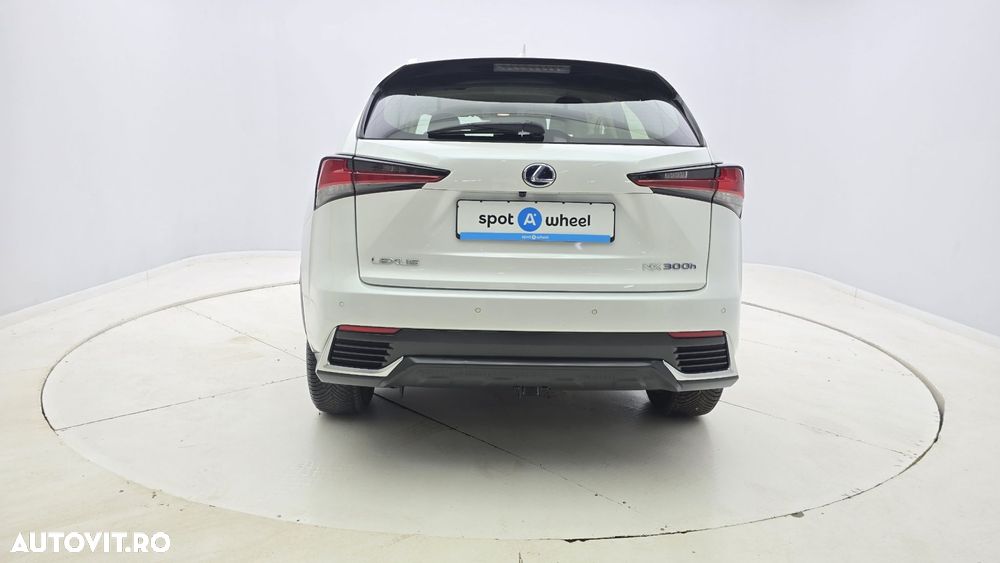 Lexus Seria NX 300h AWD Business - 8