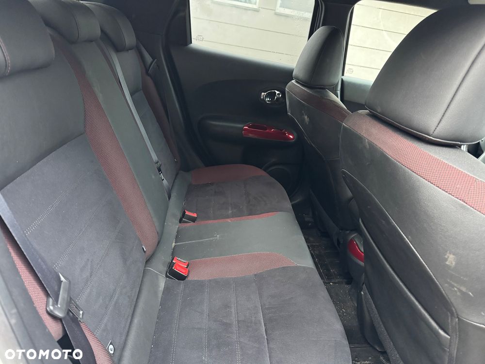 Nissan Juke 1.6 DIG-T Tekna (lea) EU6 - 17