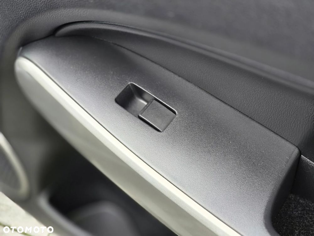 Mazda 2 1.3 Dynamic - 29