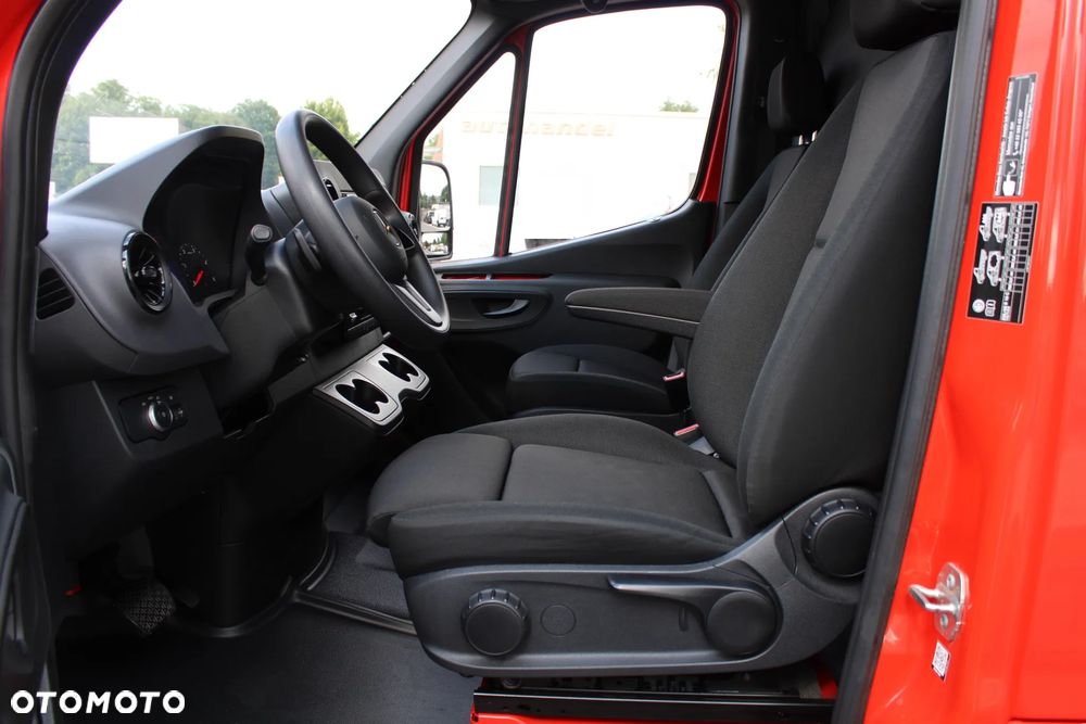 Mercedes-Benz SPRINTER 319CDI automat - 24