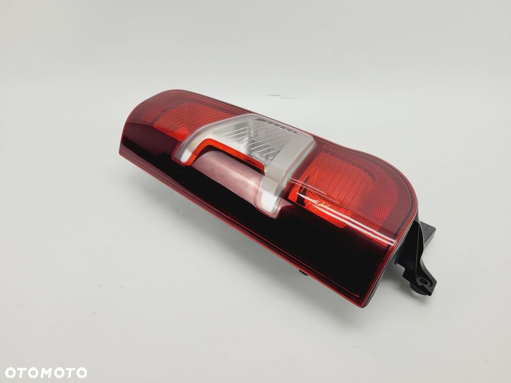 LAMPA LEWY TYŁ CITROEN BERLINGO IV 2018- 9819235880 - 2