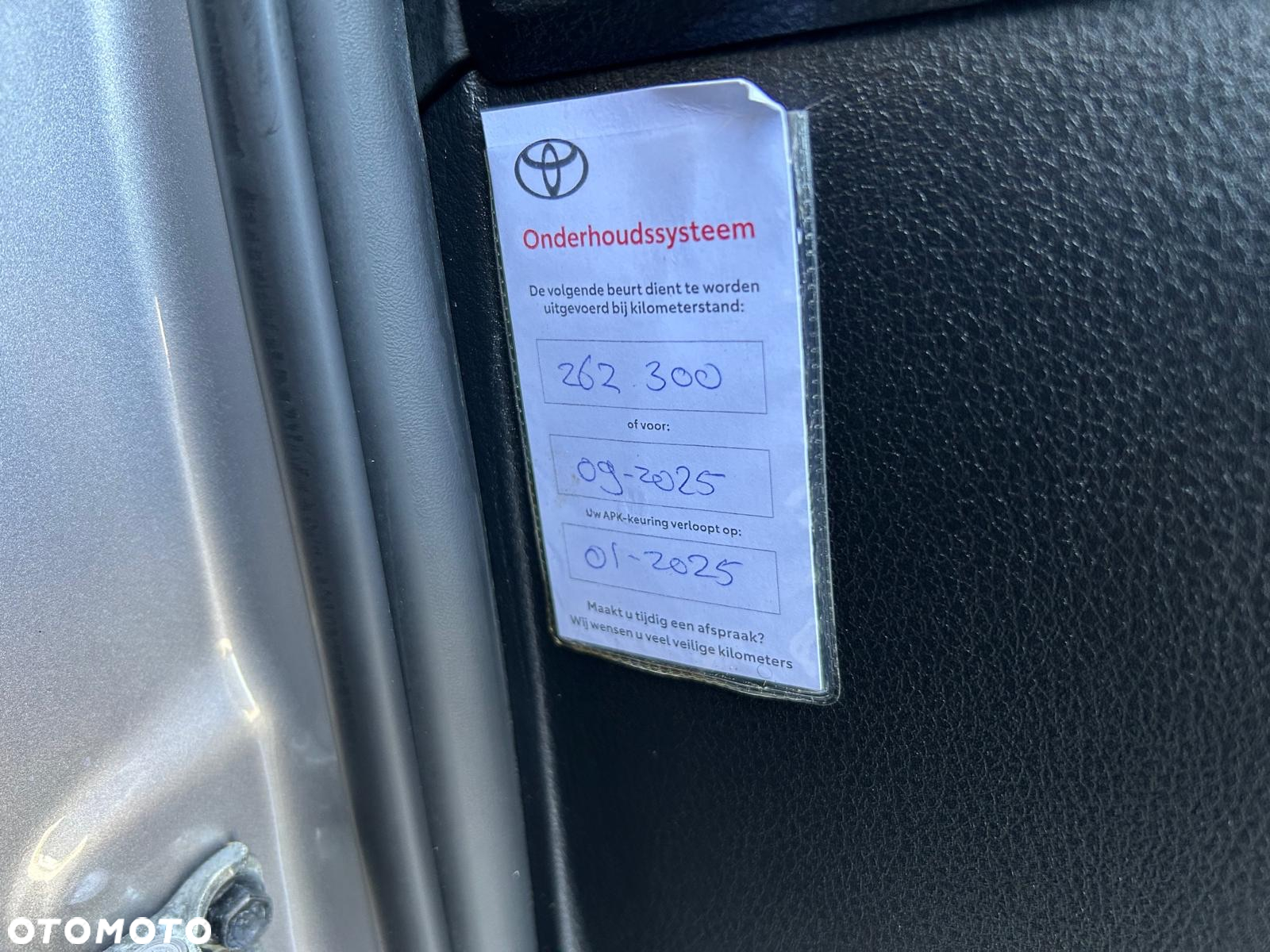 Toyota C-HR 1.8 Hybrid Executive - 19