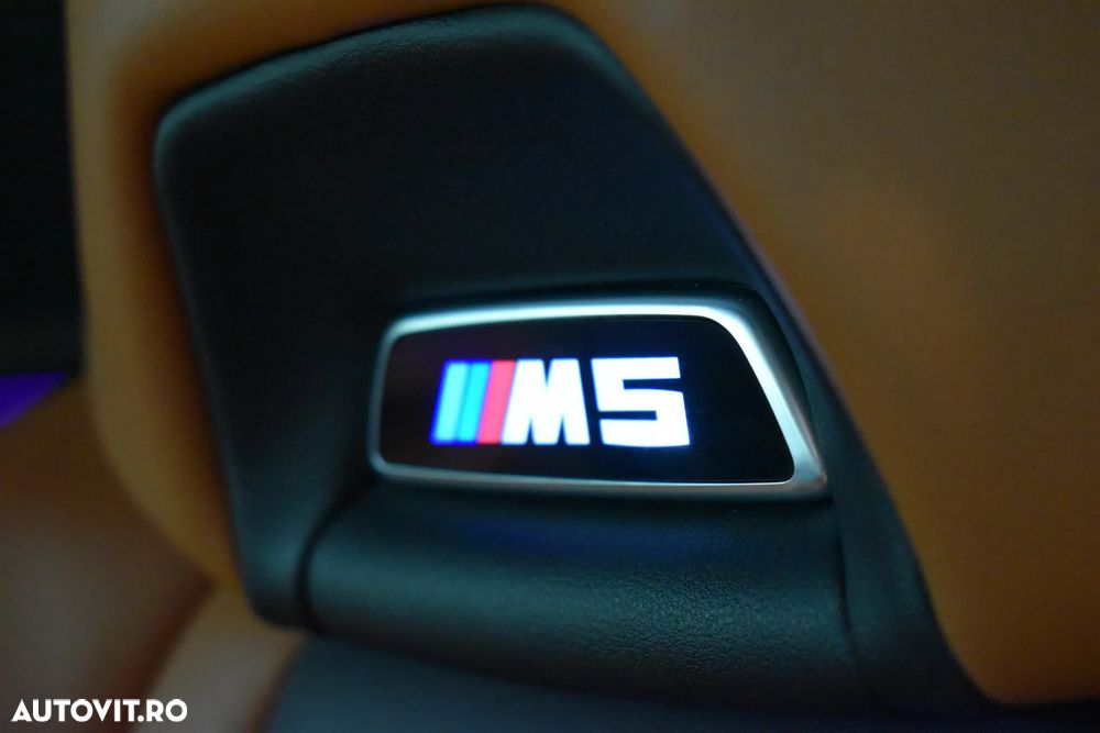 BMW M5 AT - 18