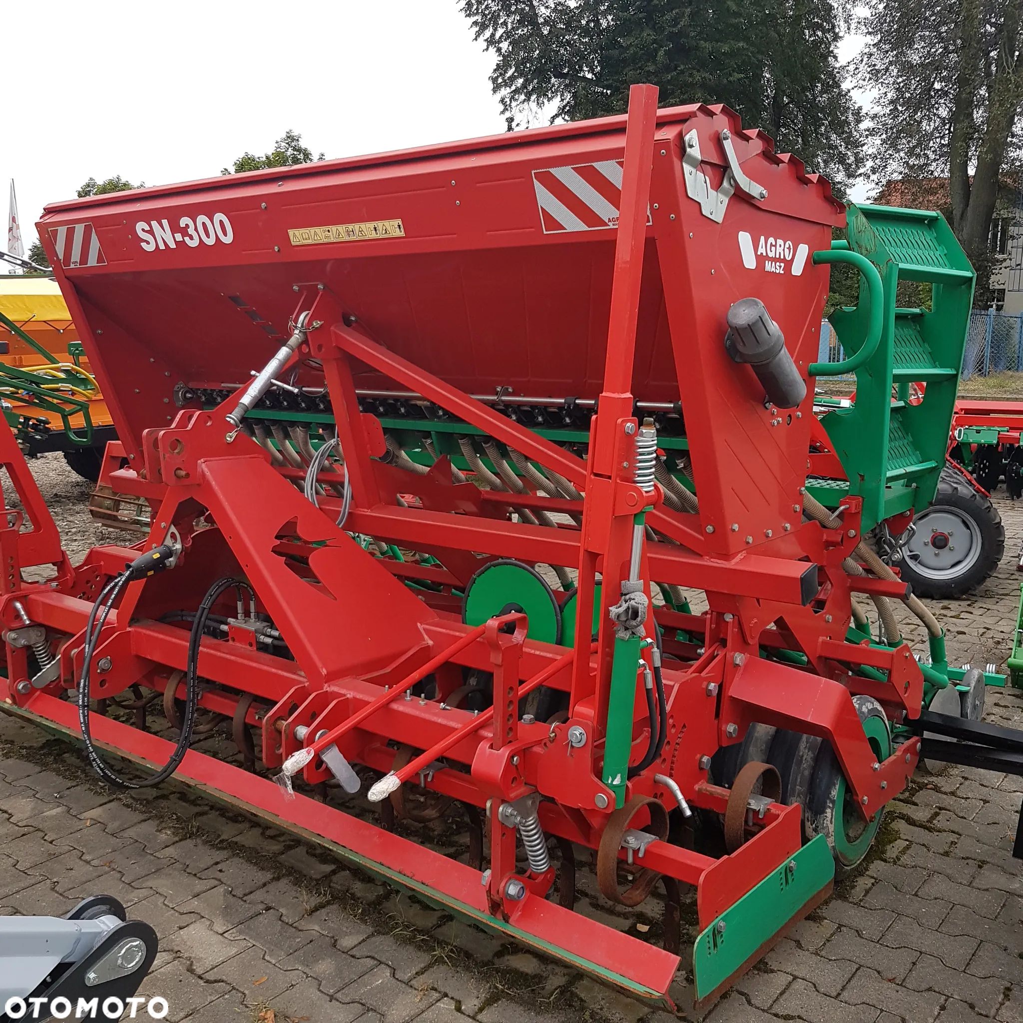 Agro-Masz SN300 - 1