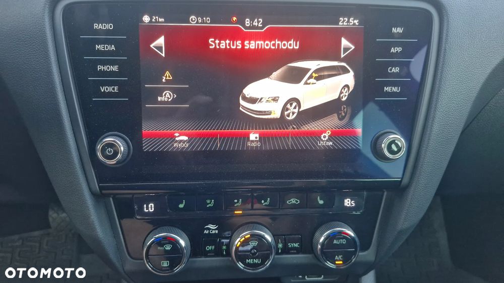 Skoda Octavia 2.0 TDI DSG Exclusive - 28