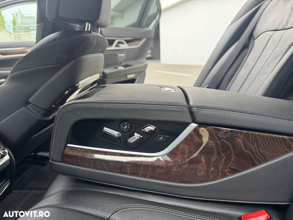 BMW Seria 7 730d xDrive - 6