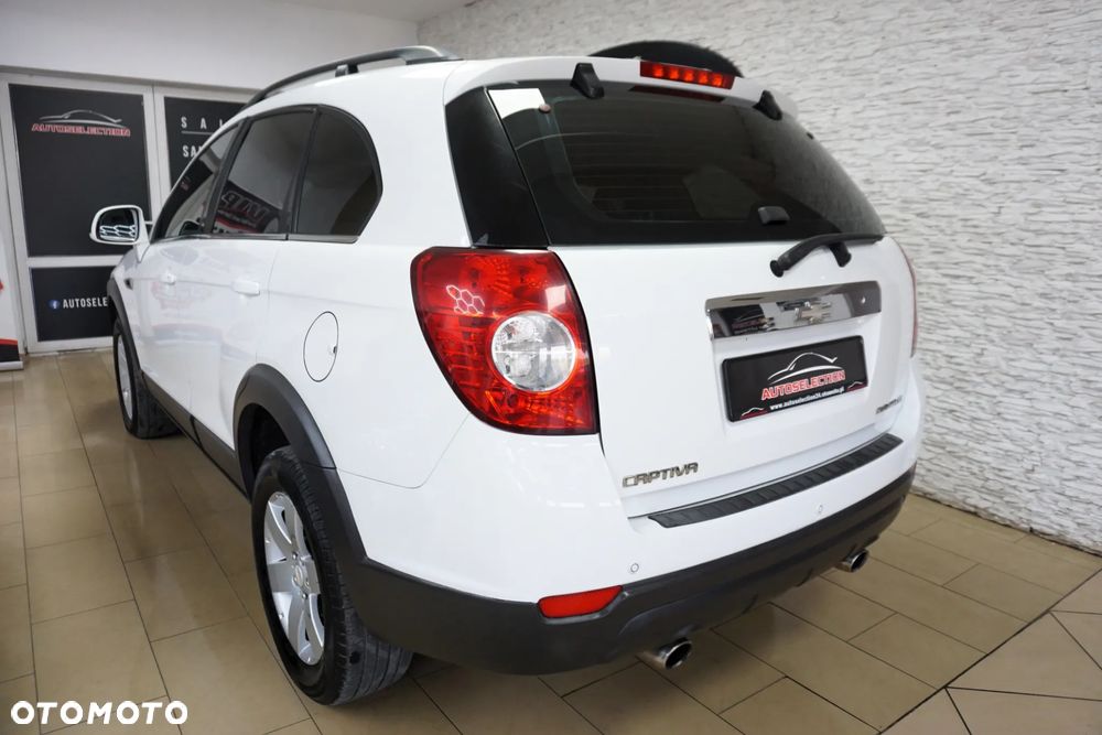 Chevrolet Captiva 2.2 d LS+ - 7