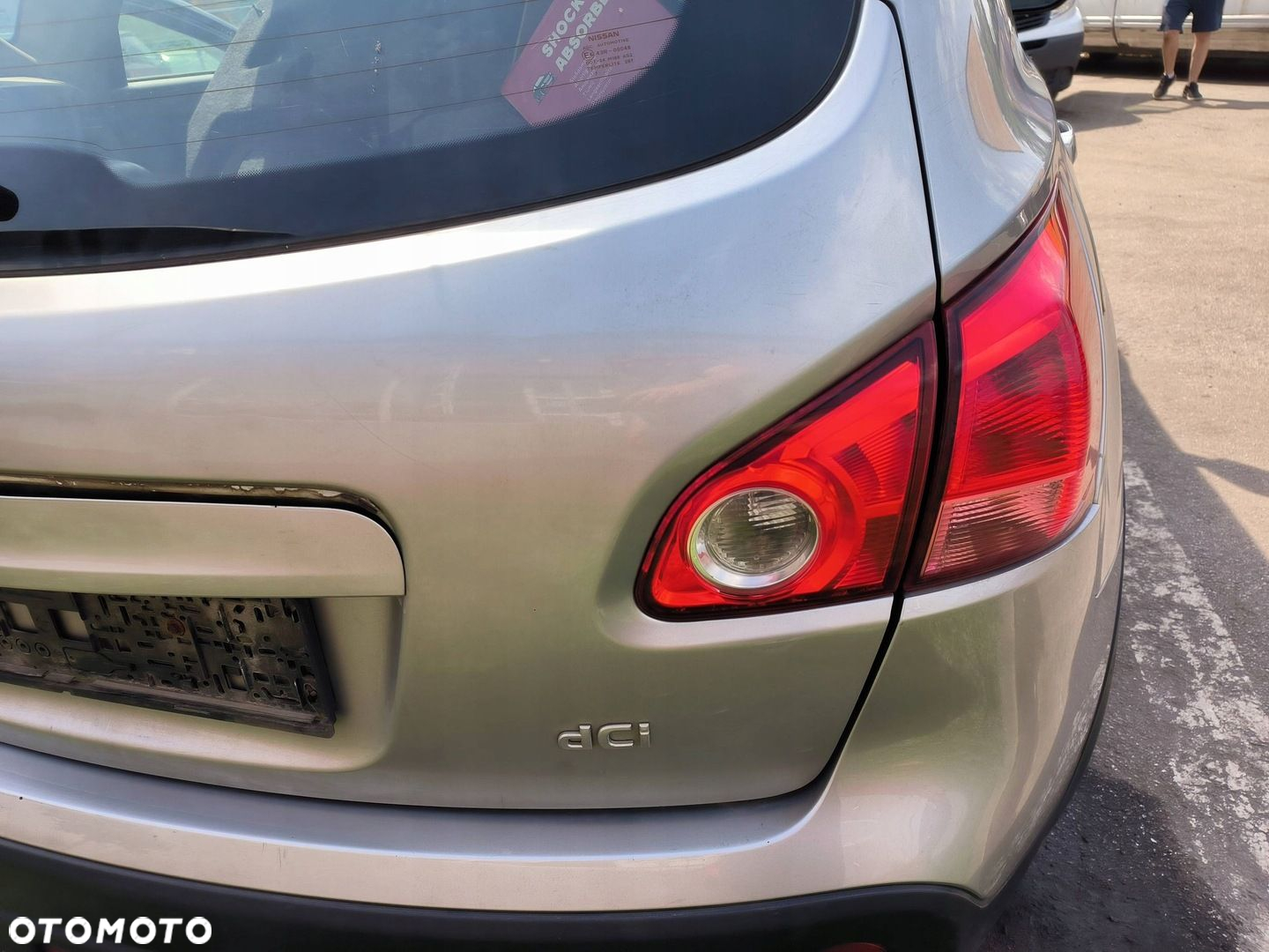 Klapa bagażnika tylna Nissan Qashqai J10 KY0 - 2