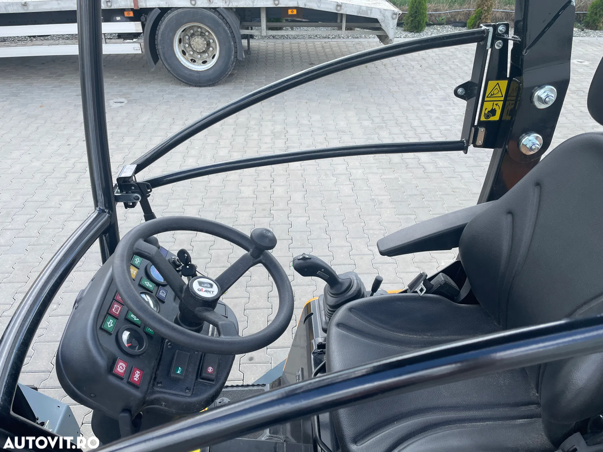 Giant G1500 - 7