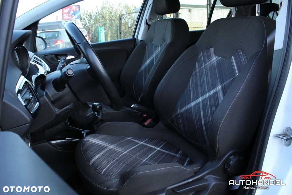 Opel Corsa - 7