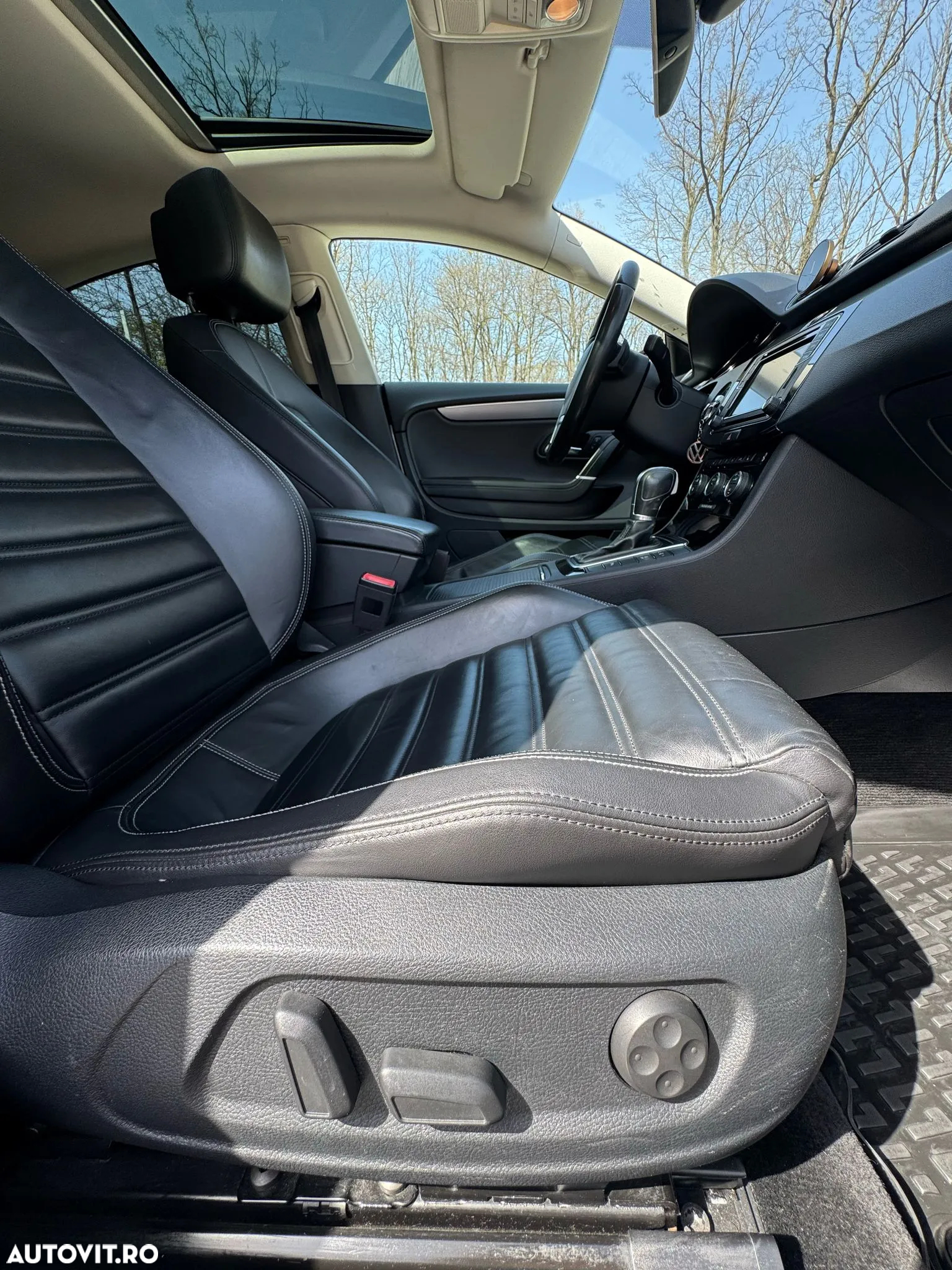 Volkswagen Passat CC 2.0 TDI DSG BMT - 33