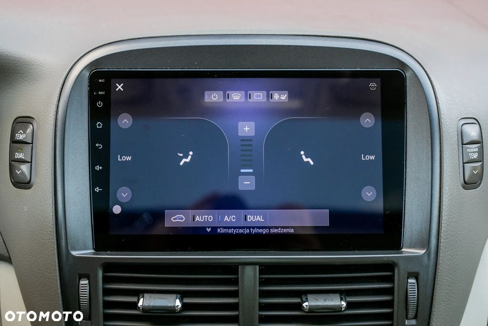 Lexus LS Prezydent - 29
