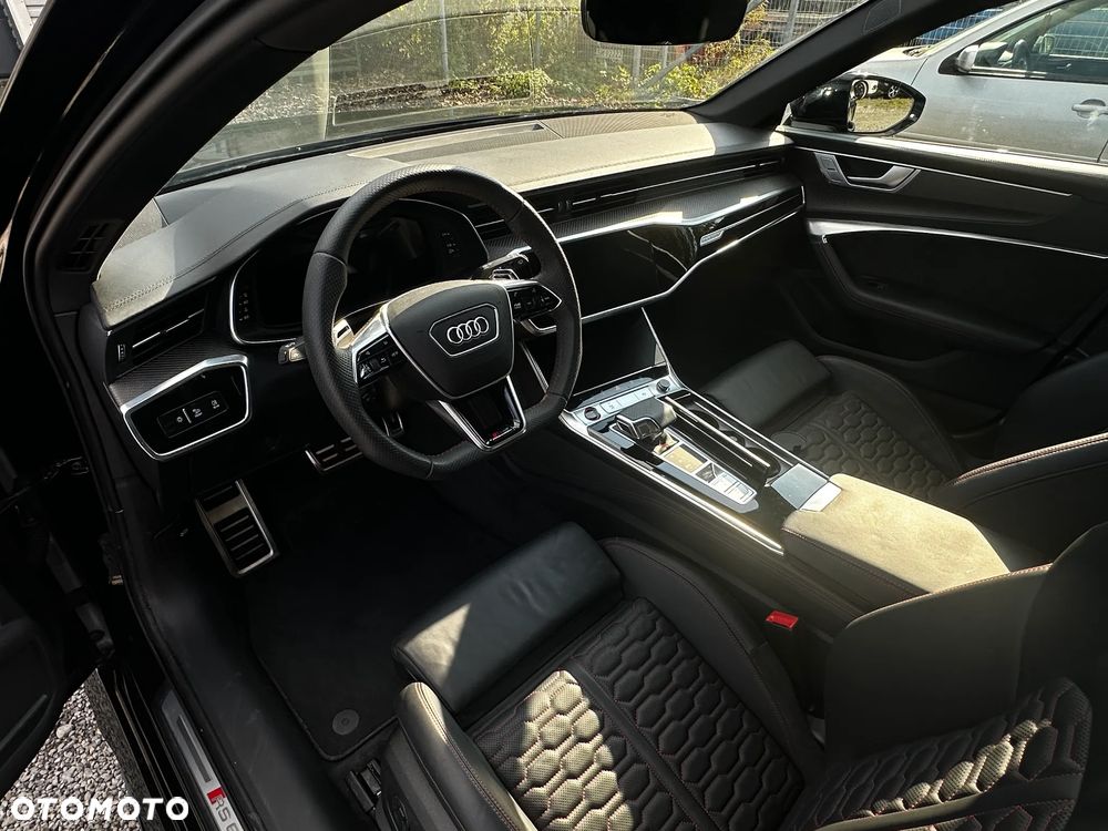 Audi RS6 Avant - 10