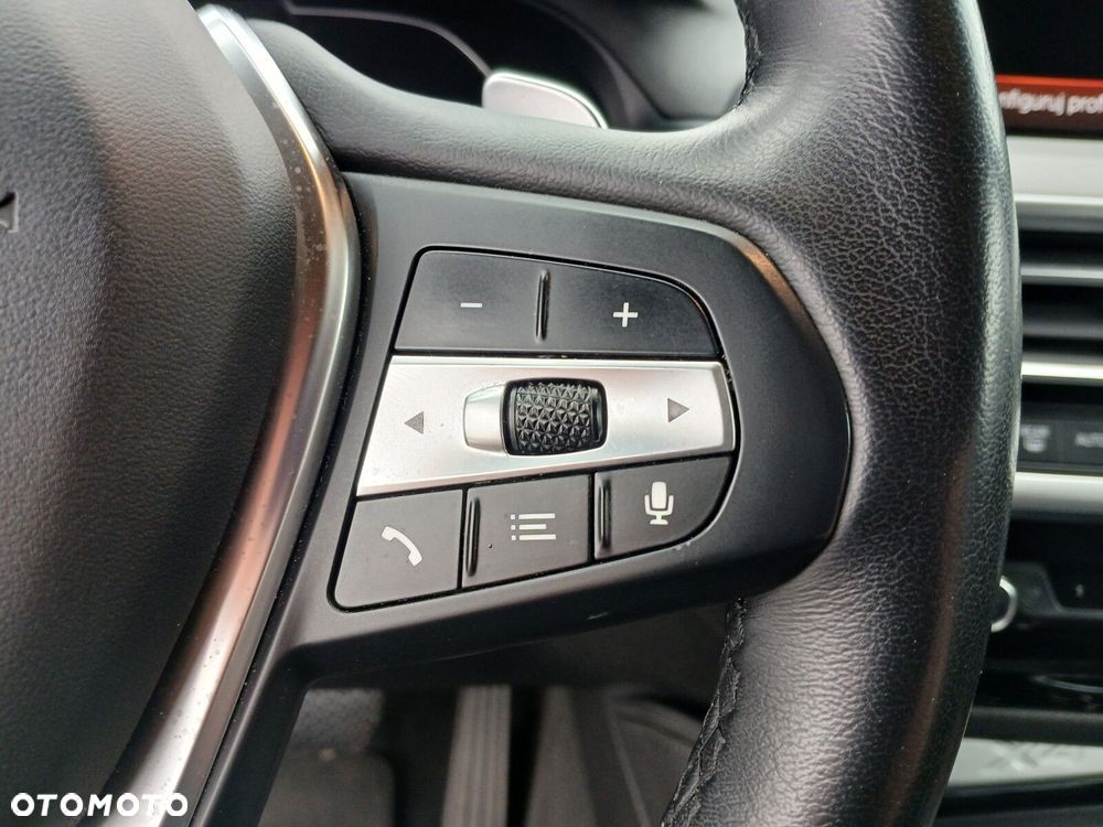 BMW X4 xDrive20d sport - 13