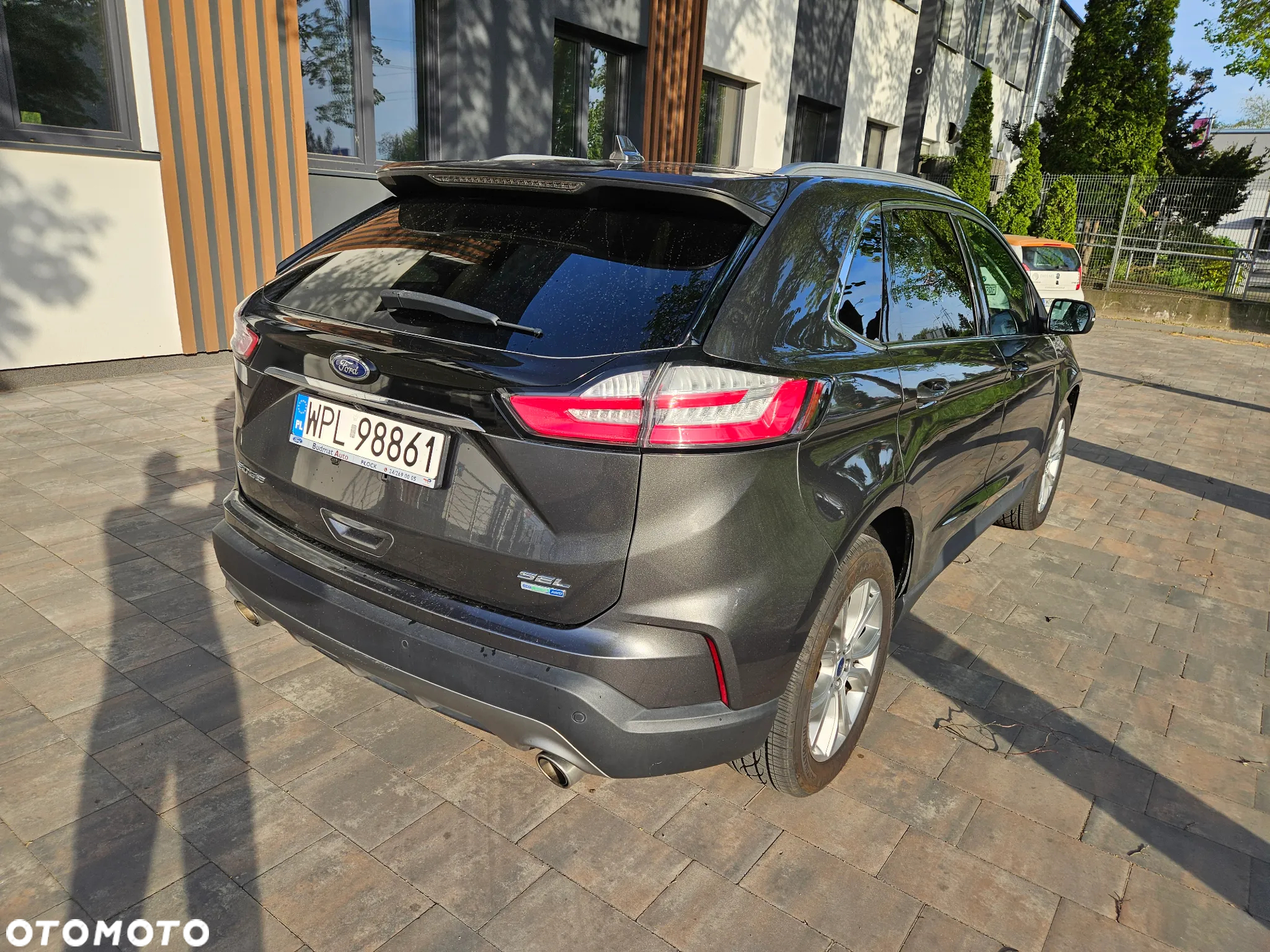 Ford Edge - 10