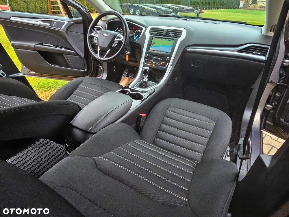 Ford Mondeo 2.0 TDCi Titanium - 39