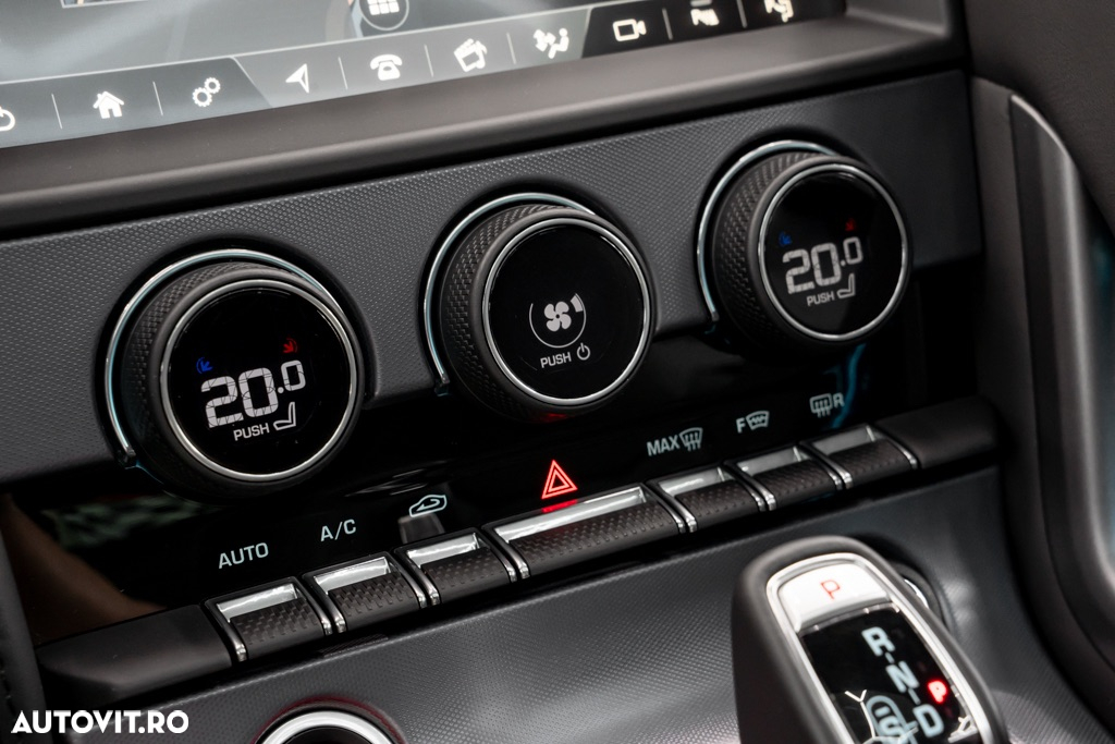 Jaguar F-Type Coupe P300 Aut. R-Dynamic - 36