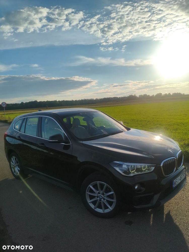 BMW X1 sDrive18d Sport Line - 16