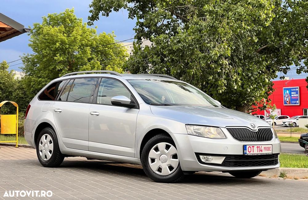 Skoda Octavia 1.6 TDI Premium Edition - 1