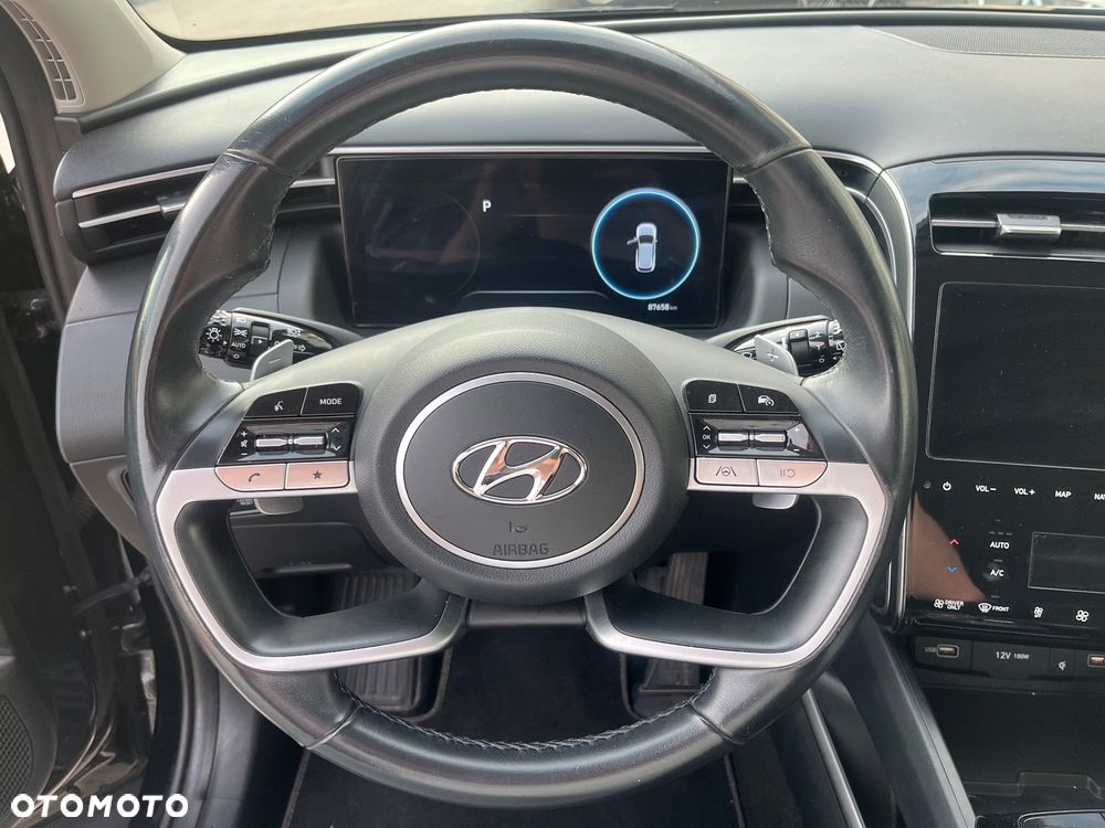 Hyundai Tucson 1.6 T-GDi HEV Executive 2WD - 12