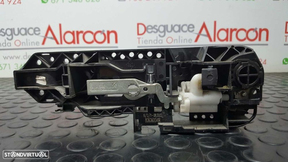 PUXADOR EXTERIOR FRENTE DIREITO RENAULT MEGANE III BERLINA 5 P AUTHENTIQUE - 3