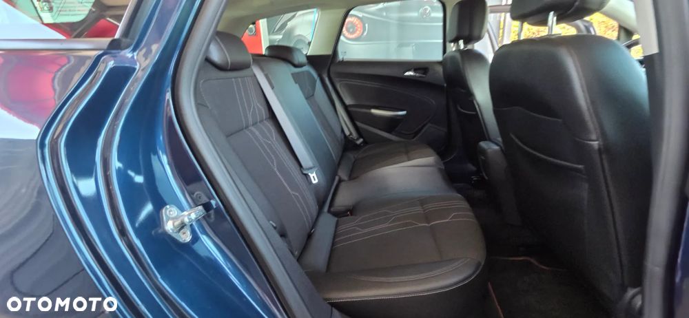 Opel Astra 1.6 Turbo 150 Jahre - 31