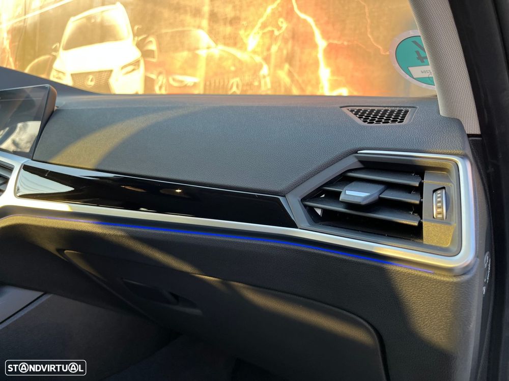 BMW 320 d xDrive Aut. Sport Line - 36