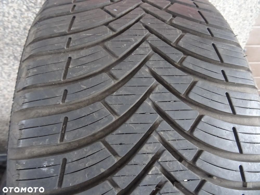 225/40/R18 92V Kleber Quadraxer 2 - 1