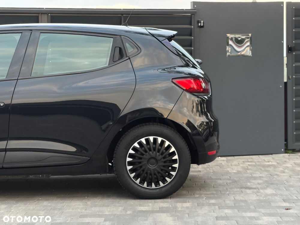 Renault Clio 1.2 16V Life - 30