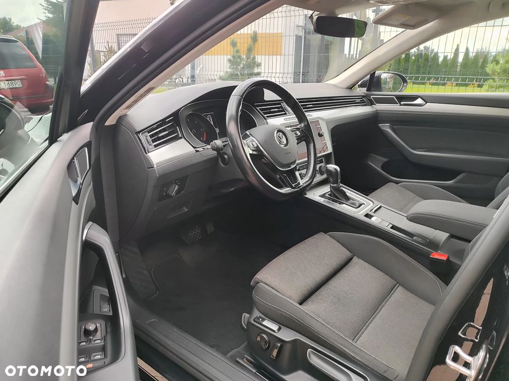 Volkswagen Passat 2.0 TDI SCR DSG 4Motion Business - 7