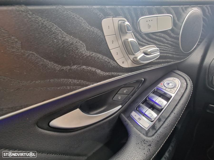 Mercedes-Benz GLC 300 e 4Matic - 11