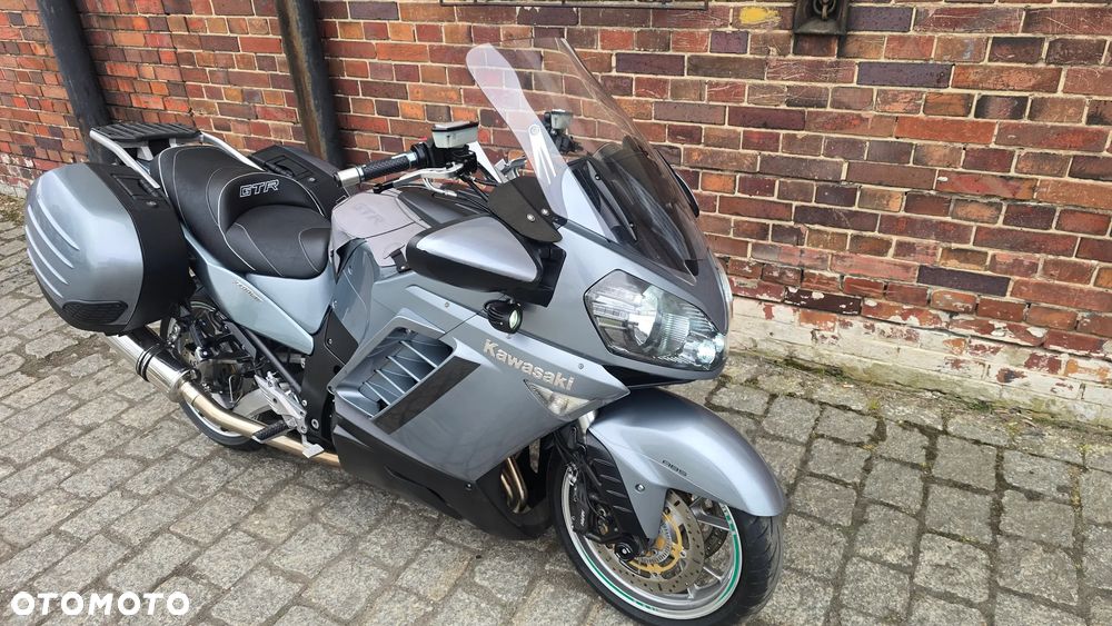 Kawasaki GTR - 34