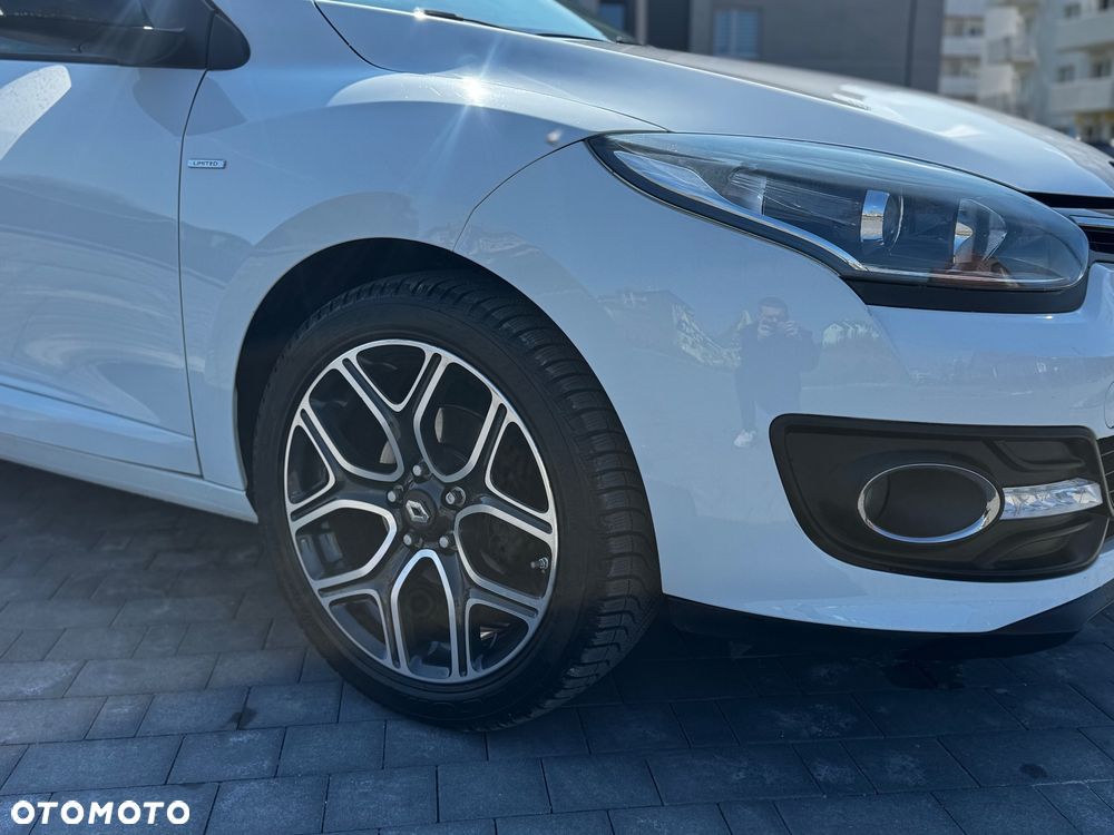 Renault Megane ENERGY TCe 115 Start & Stop Bose Edition - 17