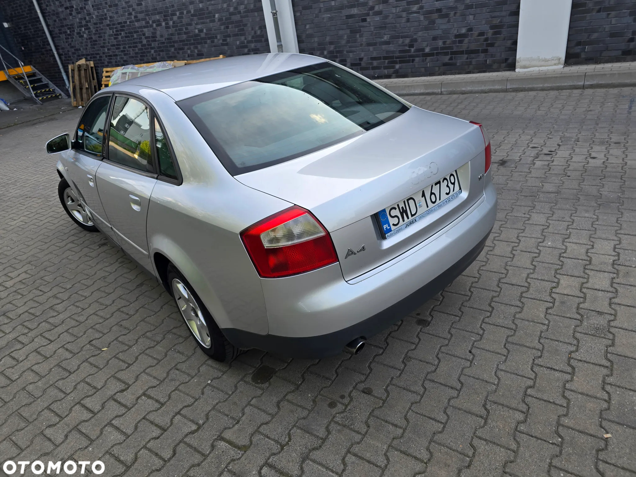 Audi A4 1.6 - 10