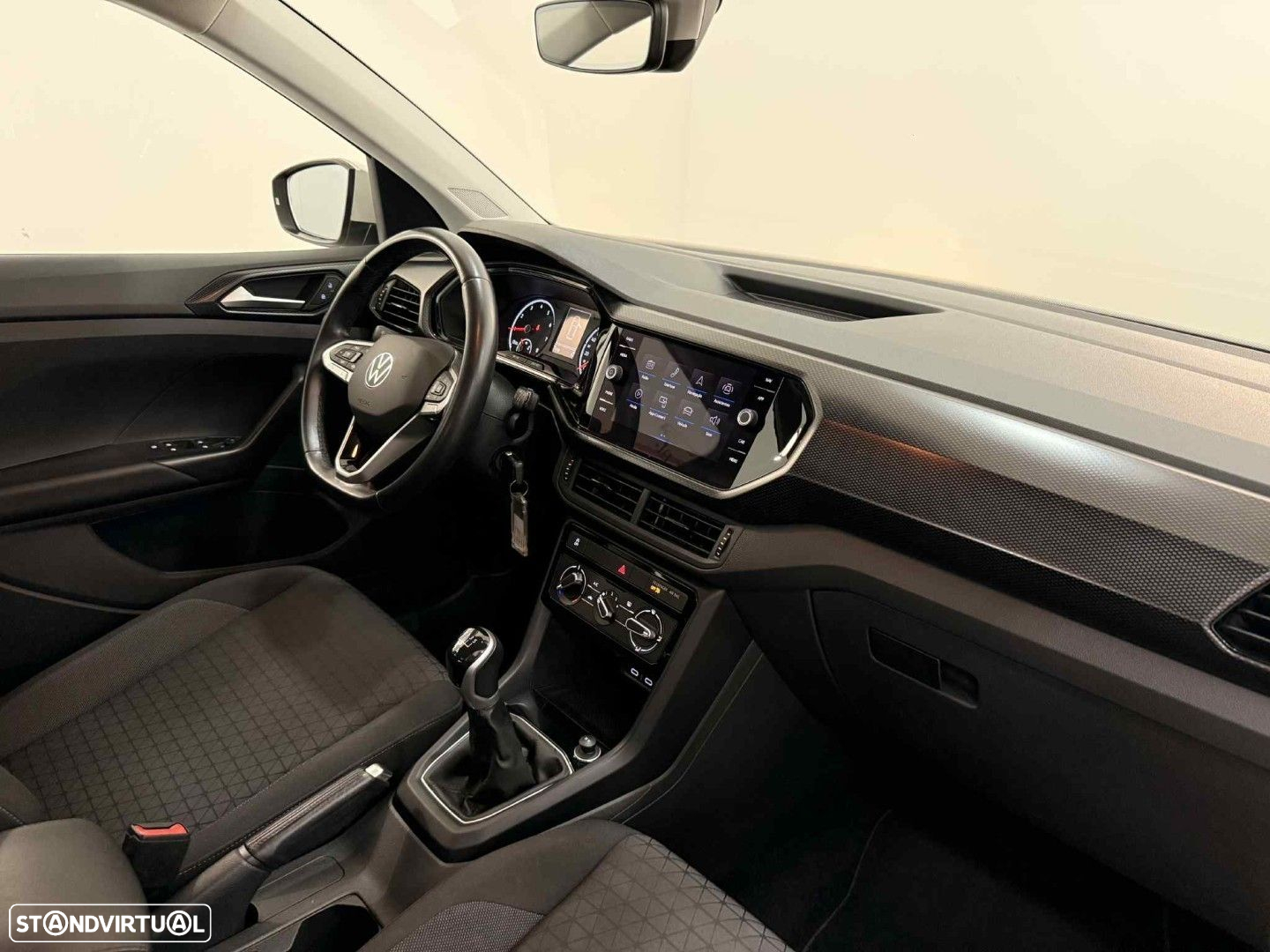 VW T-Cross 1.0 TSI Life - 10