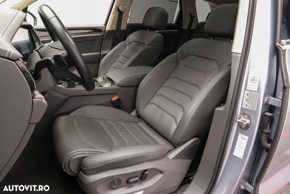Volkswagen Touareg 3.0 V6 e-Hybrid 4Motion Aut. Elegance - 5