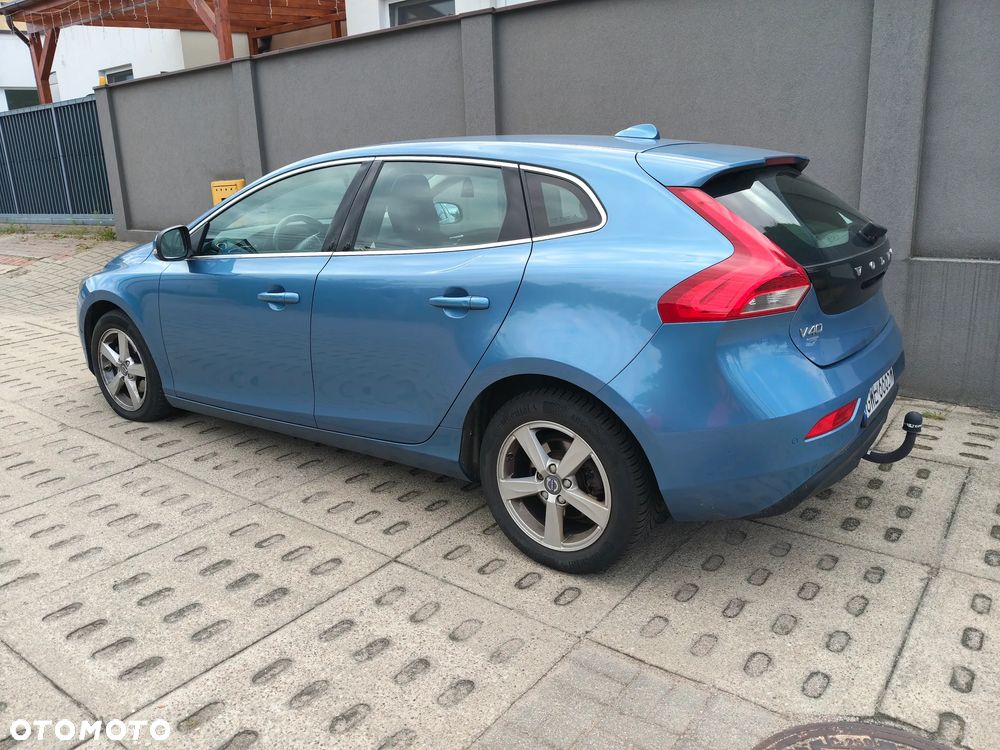 Volvo V40 D2 Drive-E Kinetic - 2