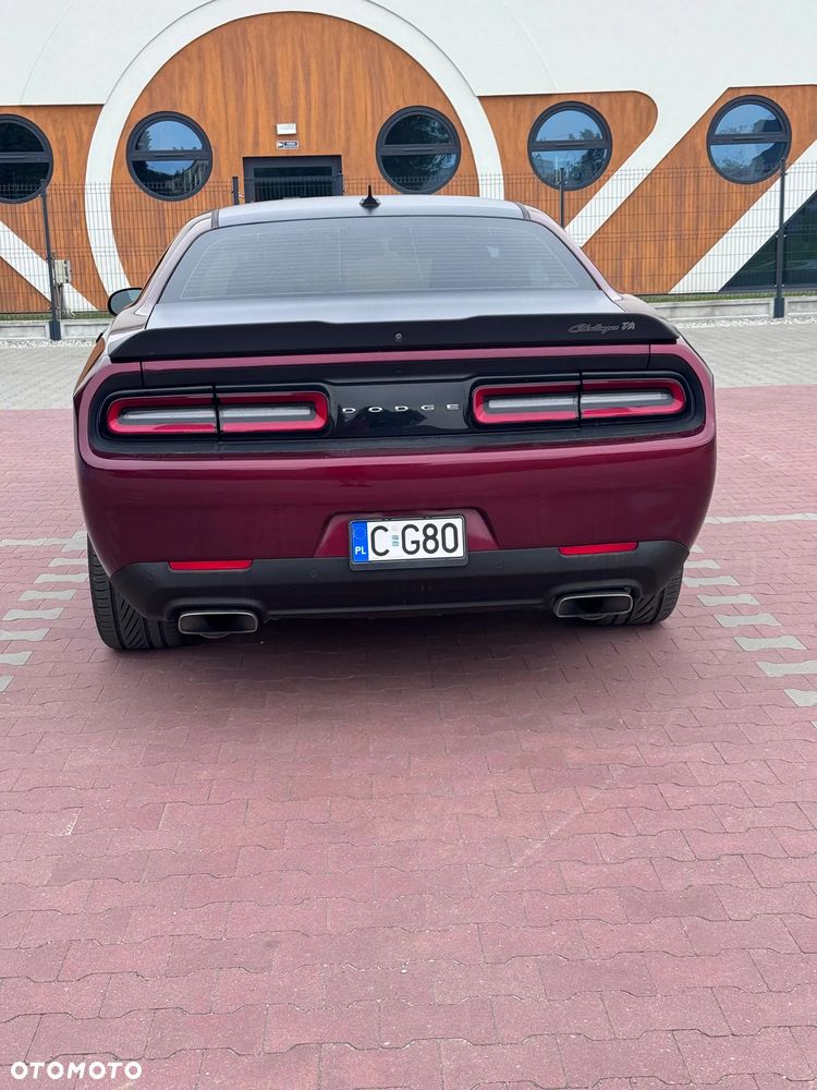 Dodge Challenger 6.4 Scat Pack - 15