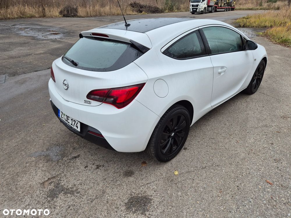Opel Astra 1.4 Turbo Innovation - 11