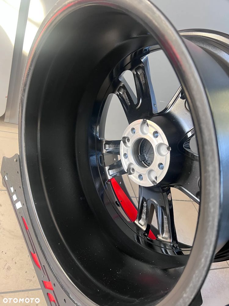 Nowa Felga Mercedes W212 E klasa Felga tylna A2124014902 9,5x19et48 - 5