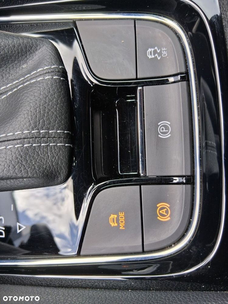 Skoda Karoq 2.0 TSI 4x4 Sportline DSG - 25