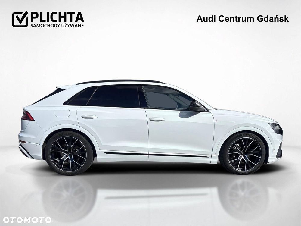 Audi Q8 - 7