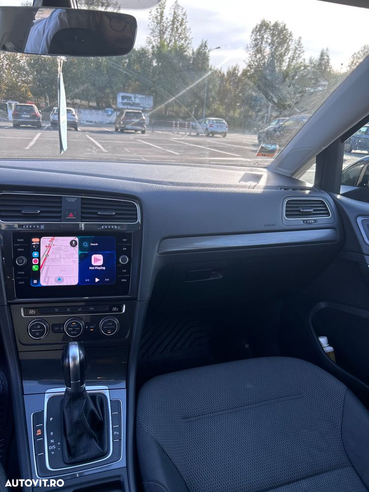 Volkswagen Golf - 13